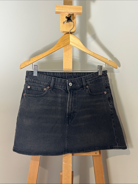 American Eagle Outfitters Dresses & Skirts - American Eagle Outfitters Denim Mini Skirt in Washed Black